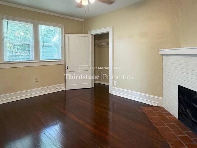 Building Photo - 4718 Ramona Blvd
