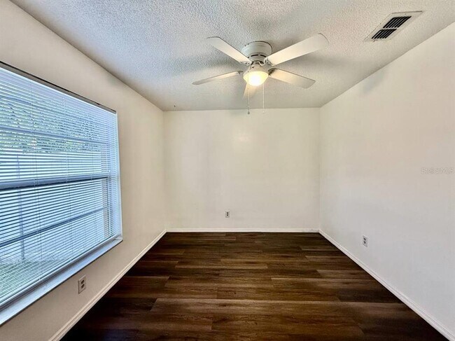 Building Photo - 1317 Coolridge Dr