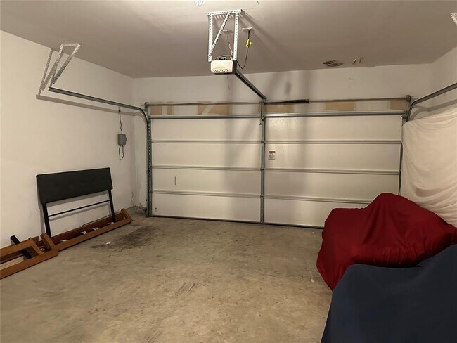 Building Photo - 2524 Forgetmenot Ln
