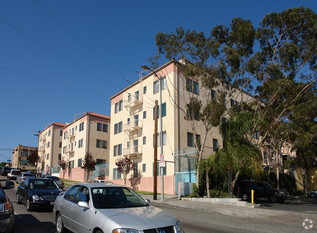 Primary Photo - Beverly Manor Apartments