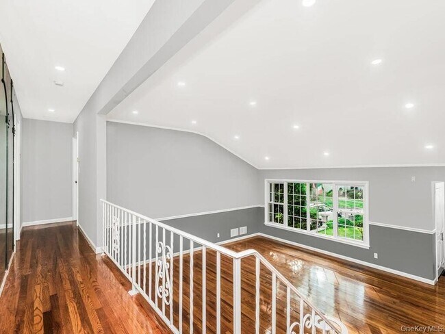 Building Photo - 90 Patton Dr