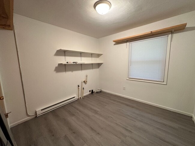 Building Photo - 6110 Scotch Blue Dr