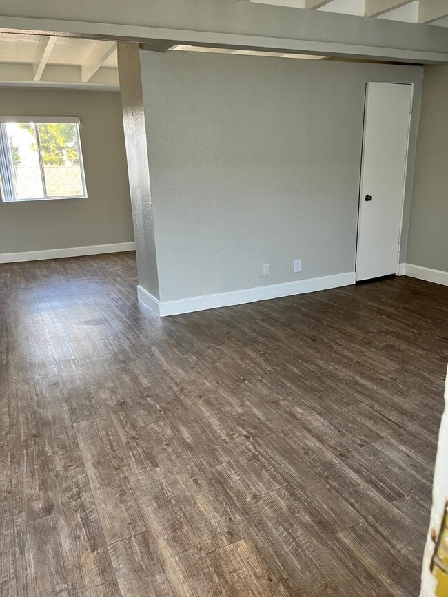 Interior Photo - 16131 Eucalyptus Ave