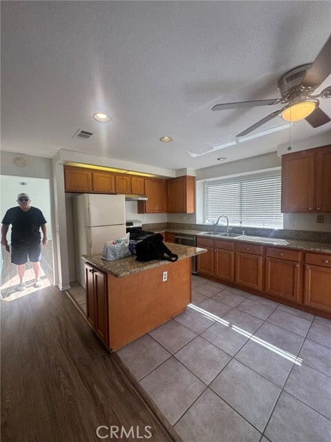 Building Photo - 971 Longview Dr