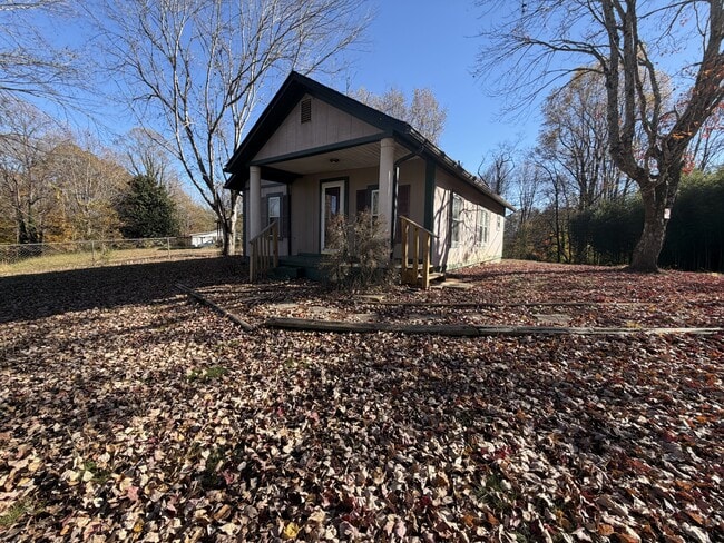 Building Photo - 651 New Brickyard Rd