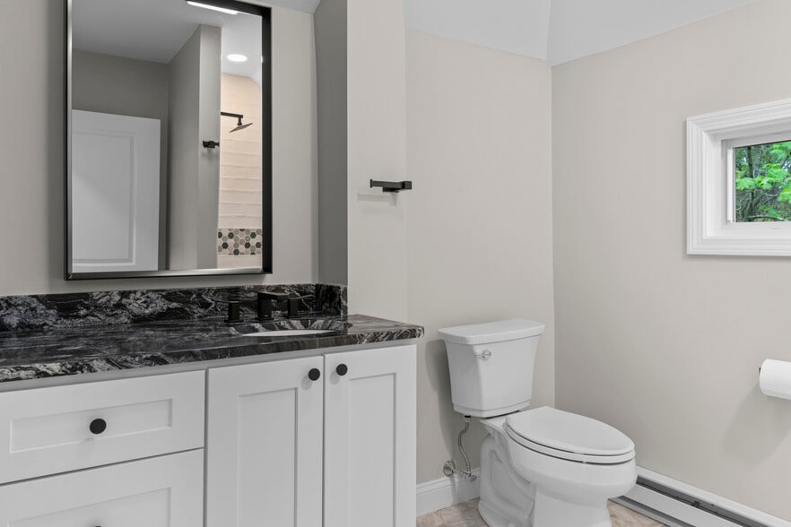 Building Photo - 376 Arnolds Neck Dr