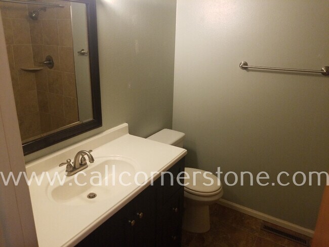 Building Photo - 3622 Alpine Pl