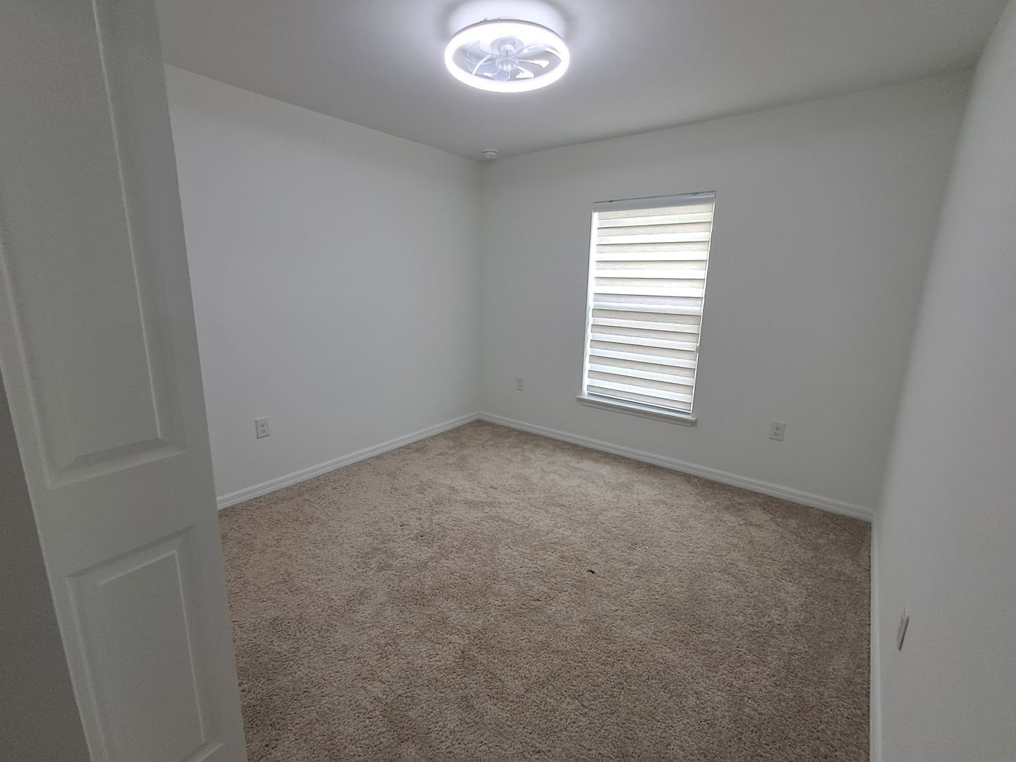 Building Photo - $500.00 Off First Month!!! Beautiful New 3/2 home in Lehigh!!!!