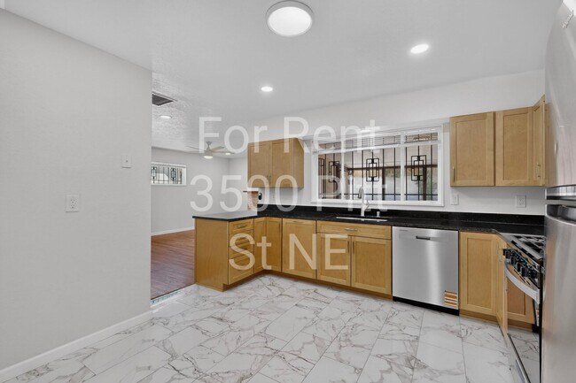 Building Photo - 3500 Pitt St NE