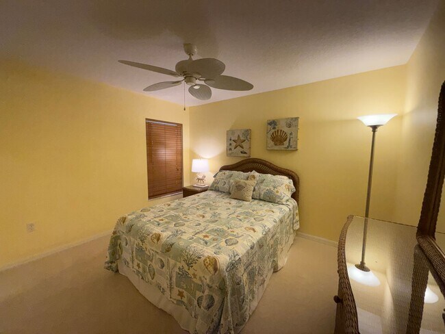 Building Photo - Lakeview 2 Bedroom 2 Bath Condo on Golf Co...