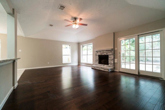 Building Photo - 2314 Pebbledowne Cir