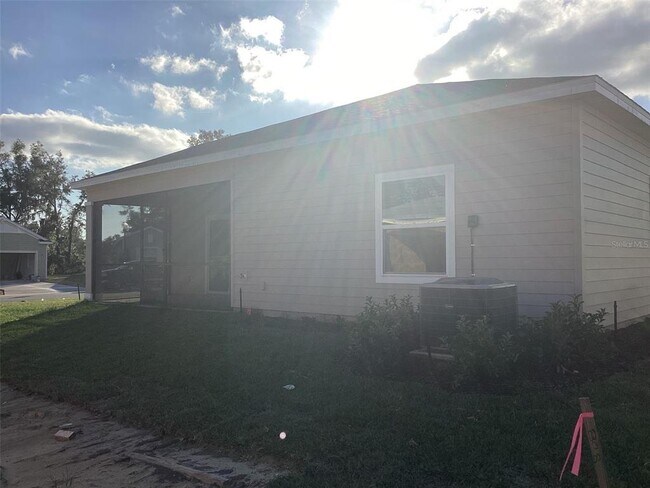 Building Photo - 7898 SW 74th Lp
