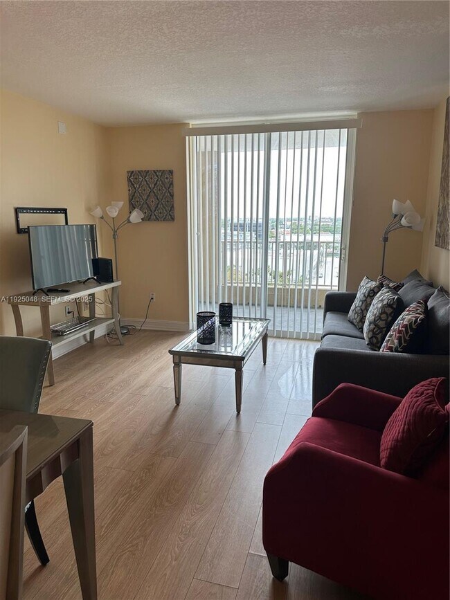 Building Photo - 117 NW 42nd Ave