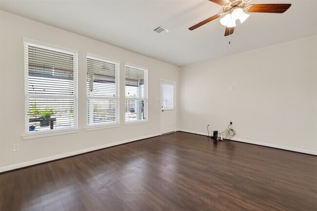 Building Photo - 18122 Alora Springs Trace