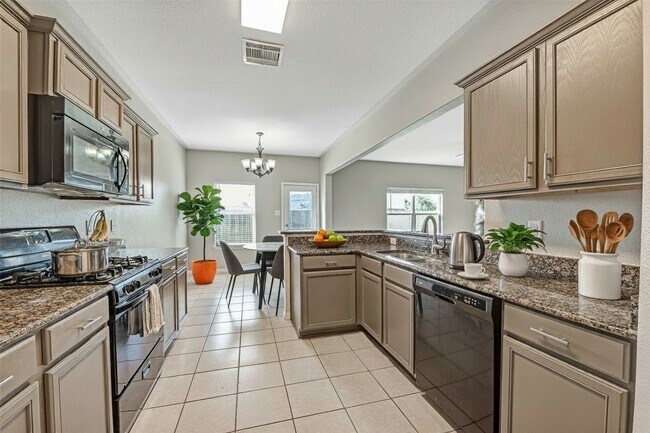 Building Photo - 9807 Opal Rock Dr