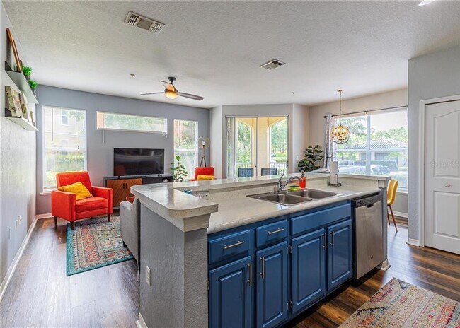 Building Photo - 8913 Legacy Ct
