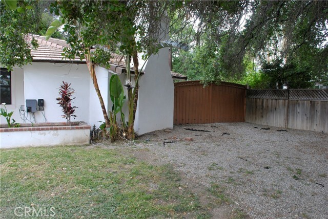 Building Photo - 7055 Corbin Ave