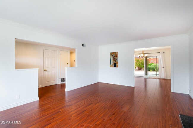 Building Photo - 3340 Tuxford Pl
