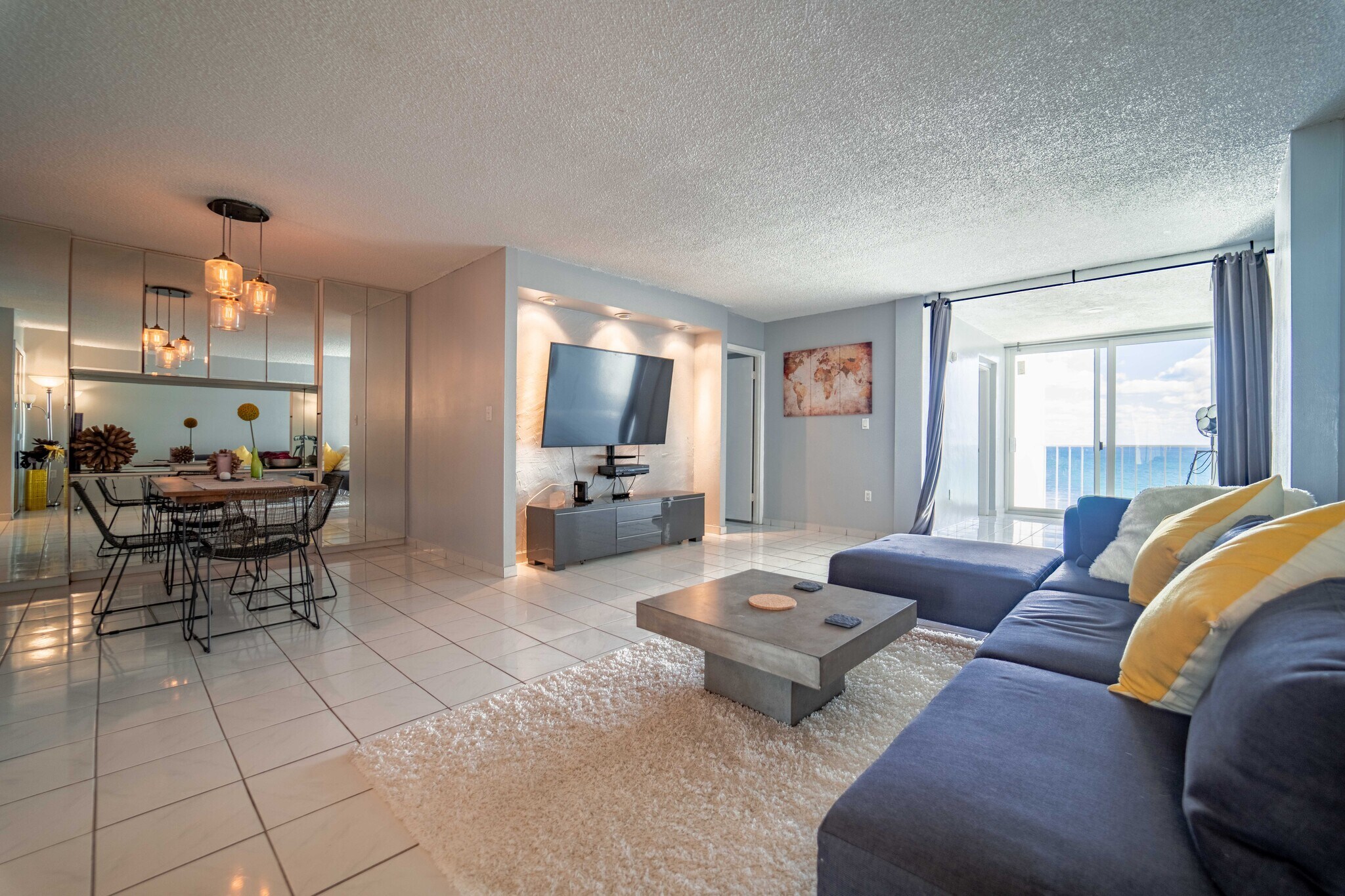 Building Photo - 6450 Collins Ave