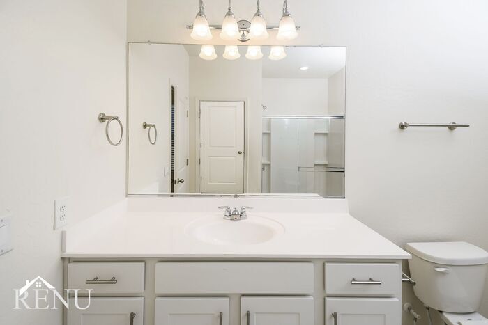 Building Photo - 35579 W San Capistrano Ave