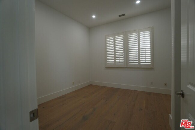 Building Photo - 20451 Via Sansovino