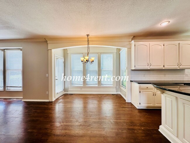 Building Photo - Blue Valley Schools, Walking Distance to Elementary School and Neighborhood Pool!
