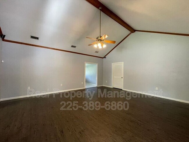 Building Photo - 25491 Plantation Ave