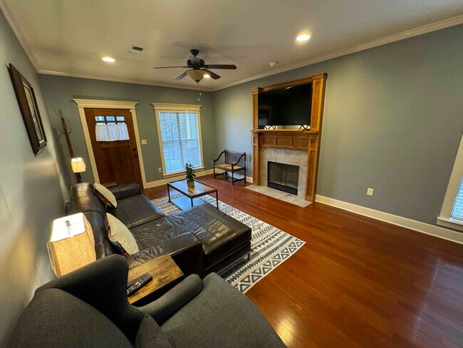 Building Photo - 3 Gunnison Dr