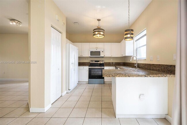 Building Photo - 22280 SW 93rd Pl