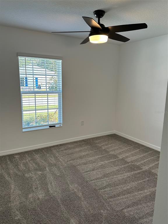 Building Photo - 426 Three Oaks Dr