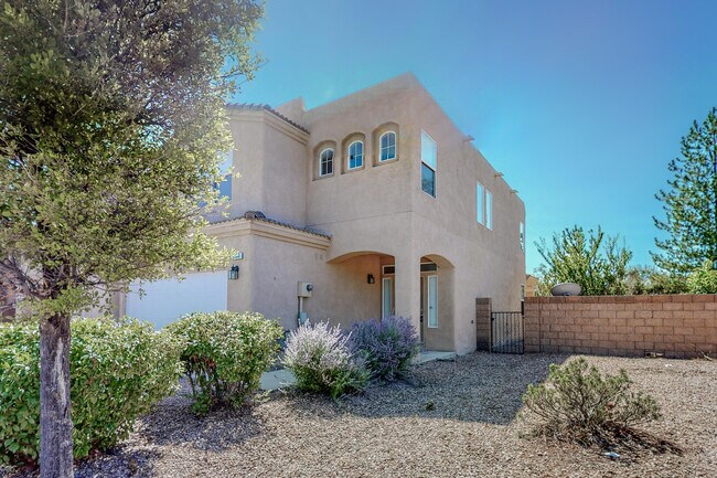 Building Photo - 6568 Los Pueblos Pl NW
