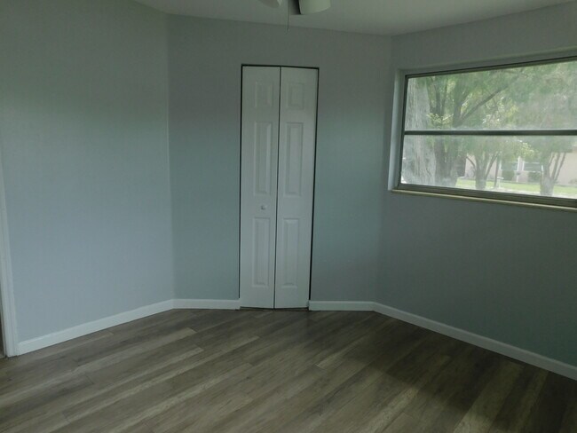 2nd bedroom - 4173 Highland Loop