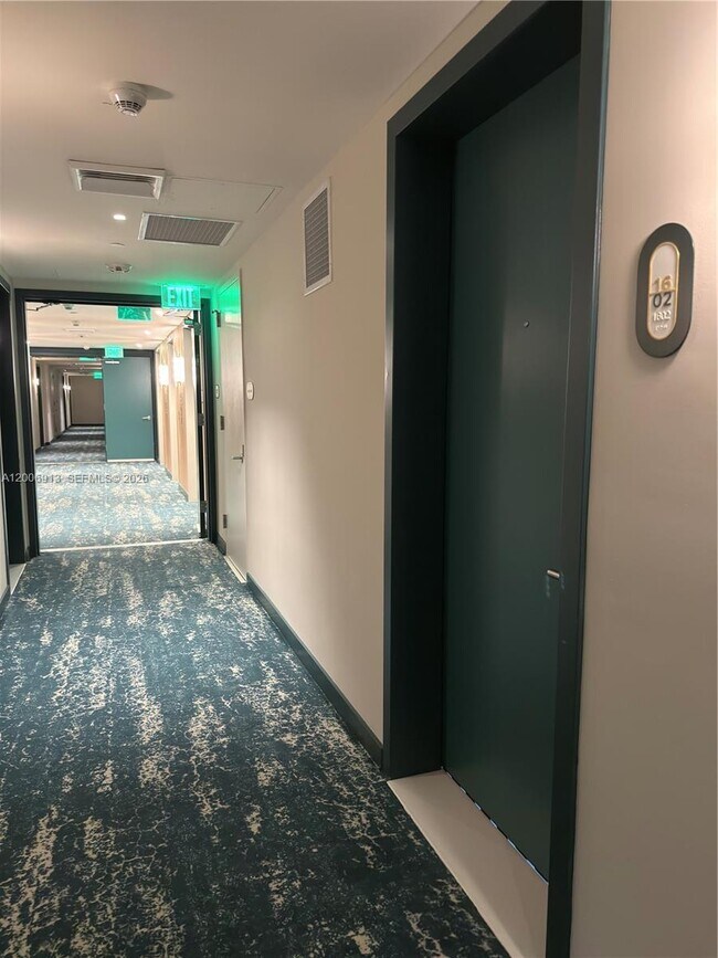 Building Photo - 77 SE 5th St