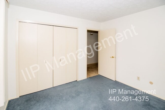 Building Photo - 10247 Danvers Dr
