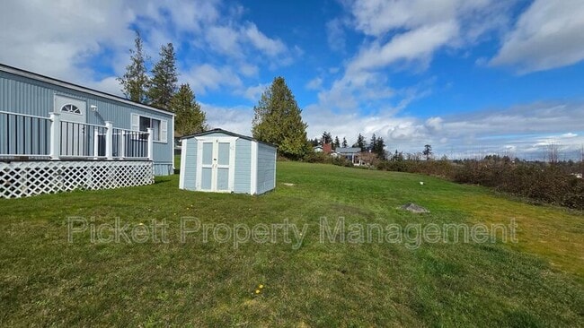 Building Photo - 2397 Alaska Ave E