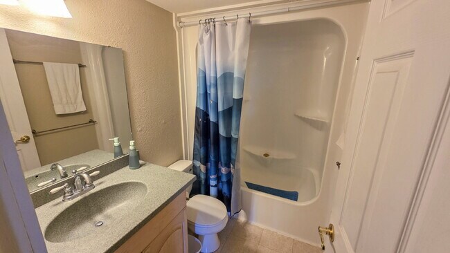 Building Photo - Charming 2-Bed, 2-Bath Plus LOFT Condo in Silverthorne!