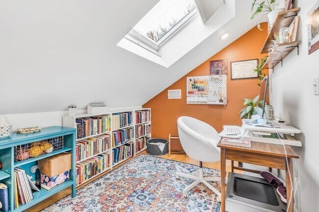 Building Photo - 1-3 Howard Place Unit 3