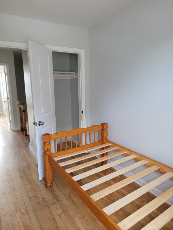 Building Photo - 825 Umbra St