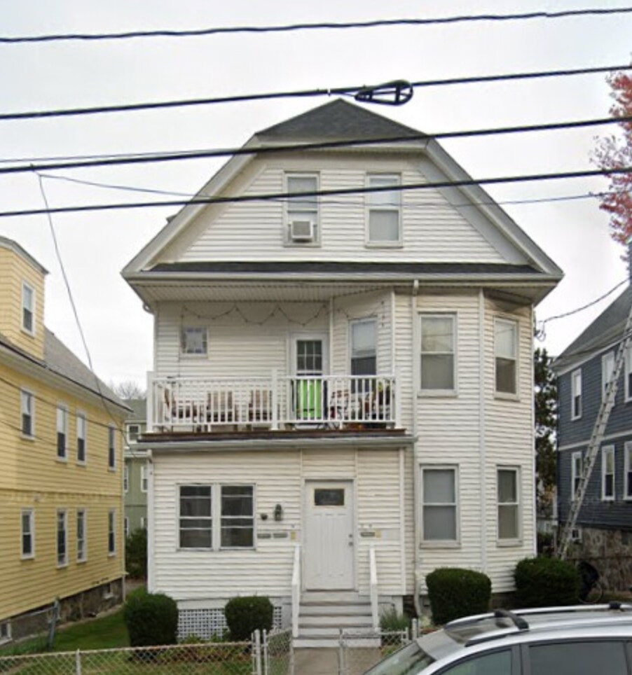 Building Photo - 66 Brooks St