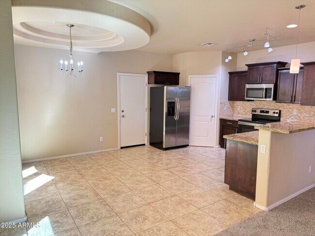 Building Photo - 2062 E Heartwood Ln