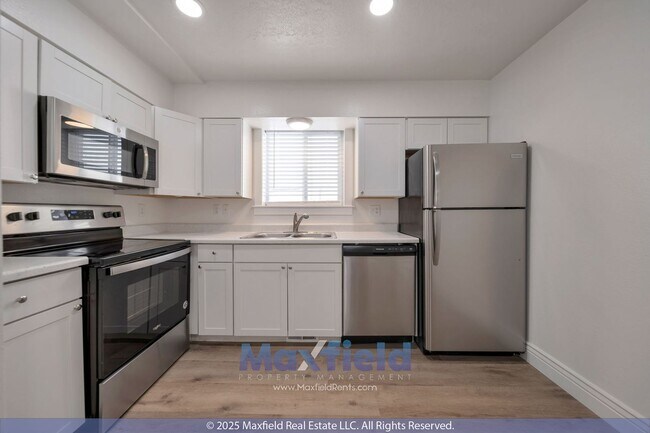 Building Photo - Brookside Lofts -  North Salt Lake 2 BD 1 ...