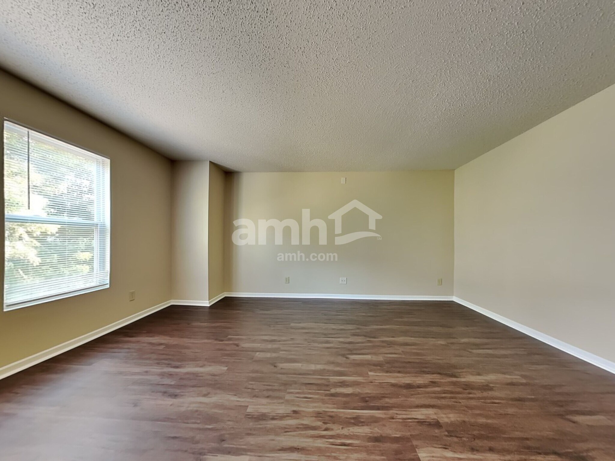 Building Photo - 1212 N Aberdeen Dr