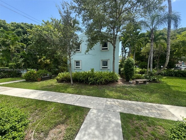 Building Photo - 7635 SW 57th Ave