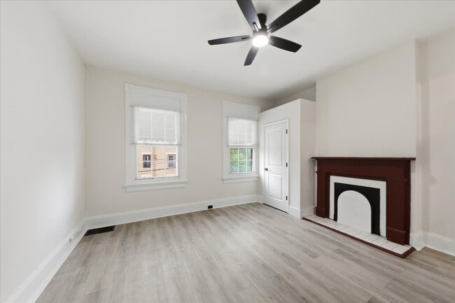 Building Photo - 2502 Halstead St