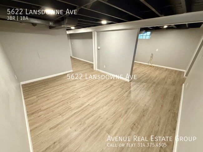 Building Photo - 5622 Lansdowne Ave