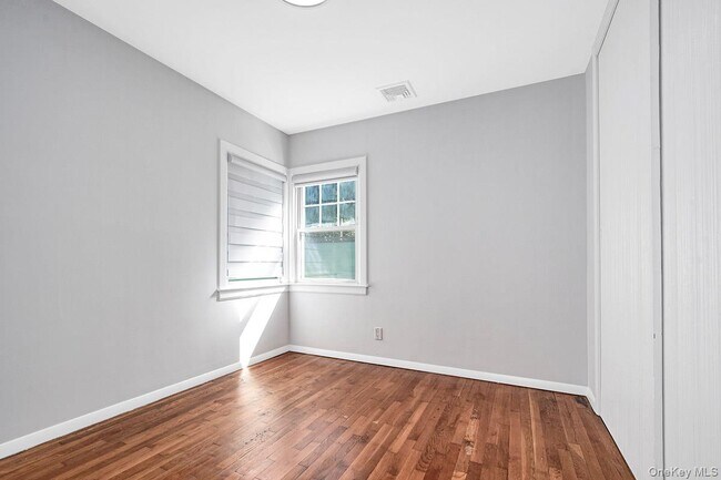 Building Photo - 13 Indian Trail