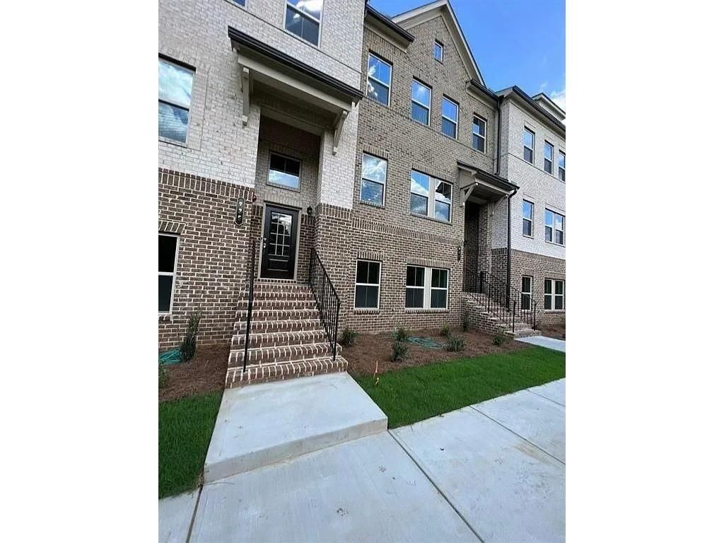 Building Photo - 735 Brecklin Ln