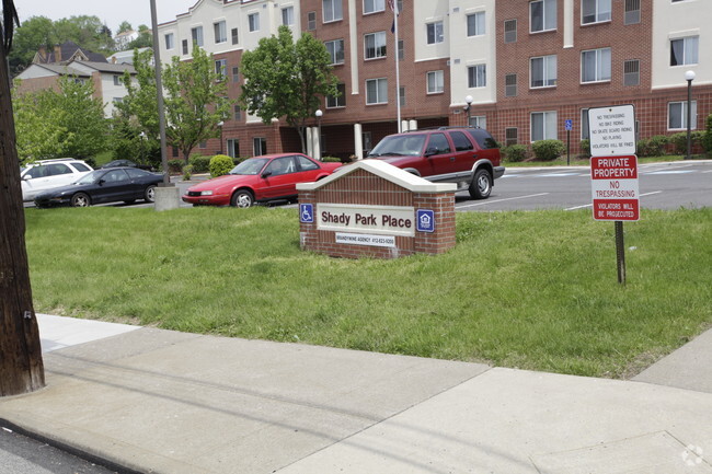 Building Photo - Shady Park Place
