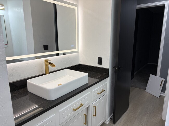 Building Photo - 5800 NW 45th St