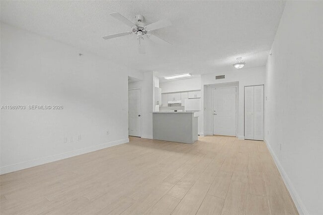 Building Photo - 7000 SW 80th St